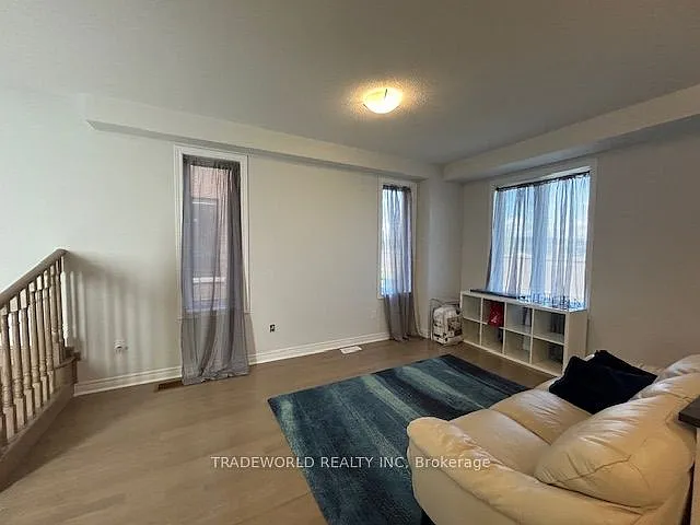 134 Mumbai Dr — Photo 6