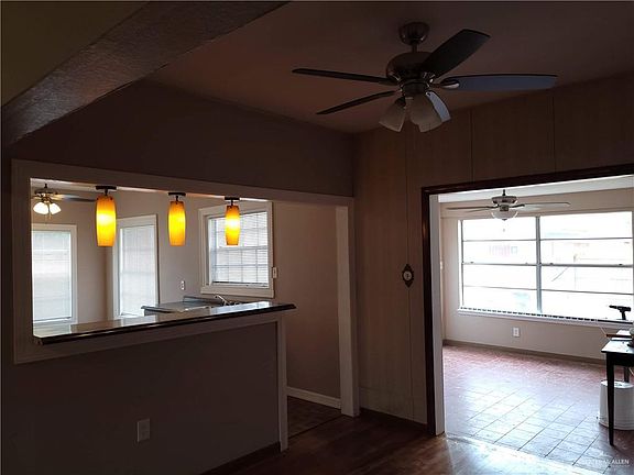 5th image of 1012 N Glasscock Rd