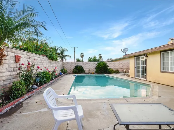 22149 Tanager St, Grand Terrace, CA 92313