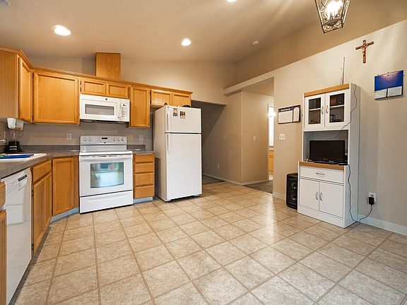 5th image of 7607 Vendovi Dr