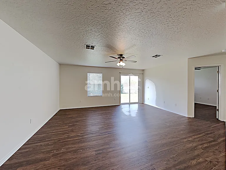 16557 Alegre Way — Photo 5