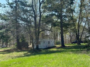 149 Row Boat Dr, Gallatin, MO 64640
