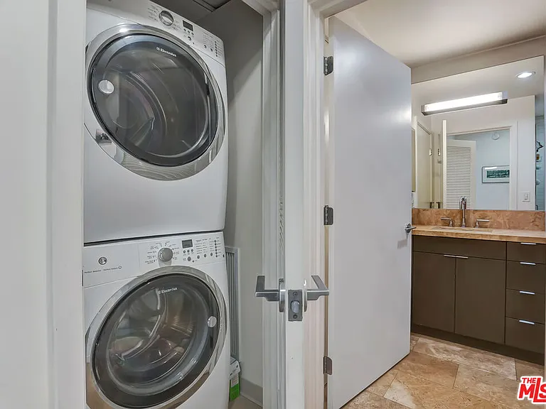 1705 Ocean Ave #508 — Photo 14