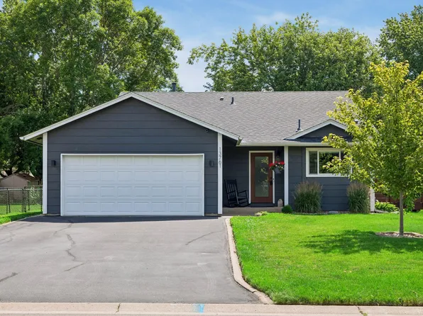 13761 Yosemite Ave S, Savage, MN 55378