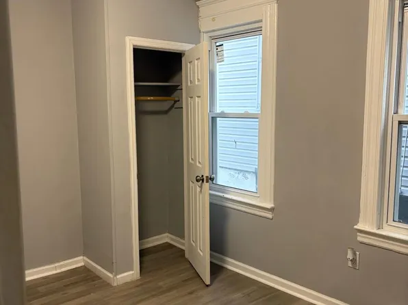 21 Breckenridge Ter Floor 2, Irvington, NJ 07111