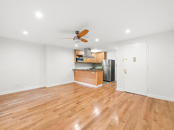 3rd image of 120 E 30th St