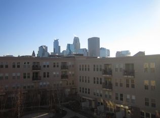 615 1st St N #404, Minneapolis, MN 55401