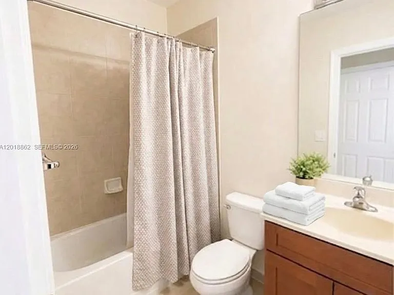 14724 SW 25th Ln — Photo 6