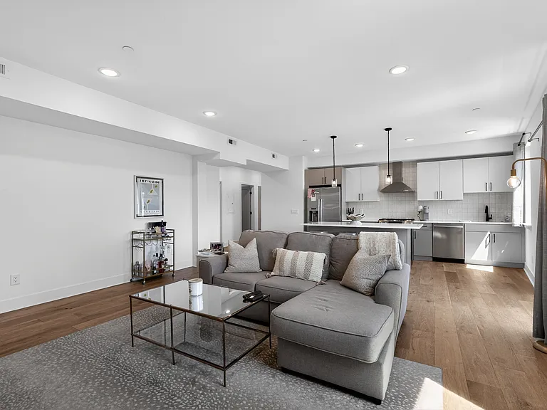 1801 Fairmount Ave #303 — Photo 5