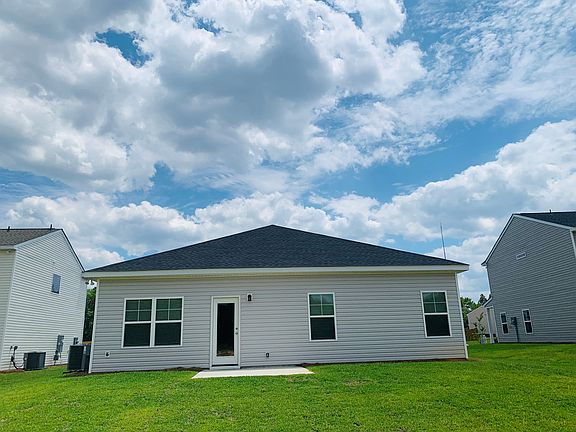 3rd image of 3060 Tanbark Oak Ln NW