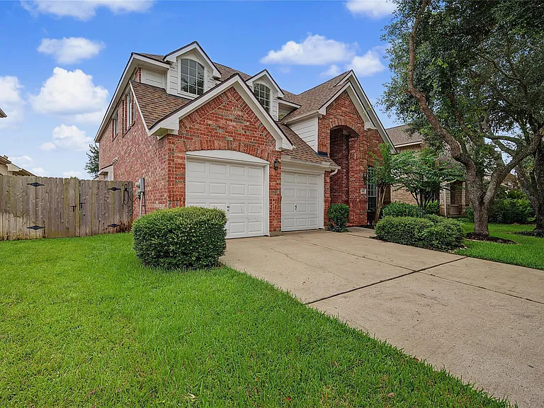 5807 Bayberry Way — Photo 2