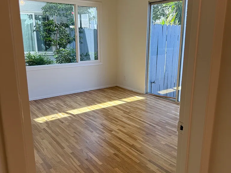 5325 Radford Ave #5 — Photo 11