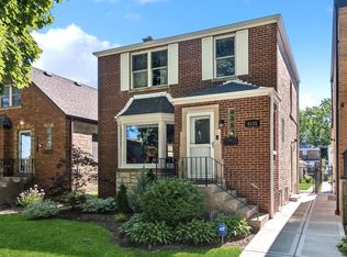 6155 N Melvina Ave, Chicago, IL 60646