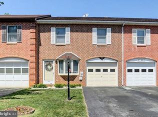 17918 Golf View Dr, Hagerstown, MD 21740