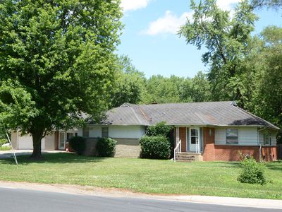 2357 River St, Kalamazoo, MI, 49048