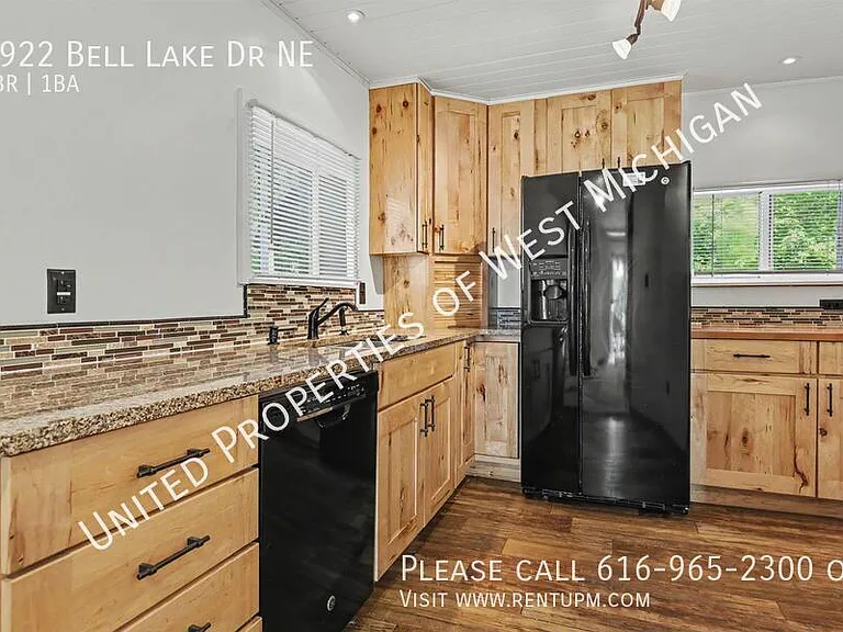 3922 Bell Lake Dr NE — Photo 6