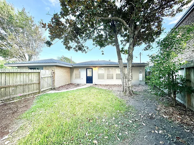 102 Mechanic St — Photo 25