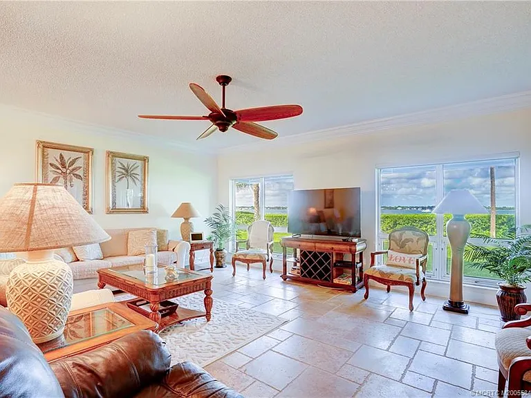 184 NE Edgewater Dr #1001 — Photo 35