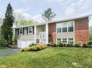 780 Park Ln, Hoffman Estates, IL 60192