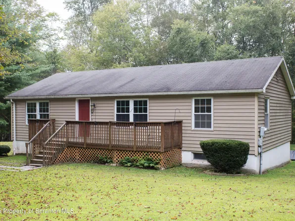 87 Bede Cir, Honesdale, PA 18431