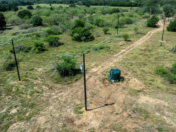 200 Tumbleweed Trl, Dale, TX 78616