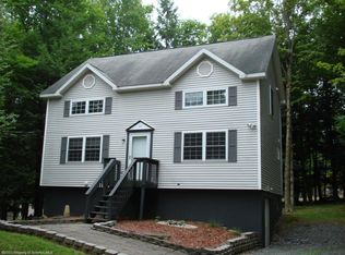 344 Mohican Rd, Lake Ariel, PA 18436