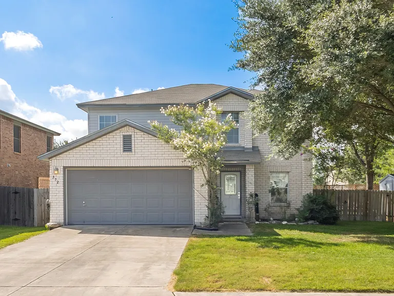 372 Copper Hill Dr — Photo 2