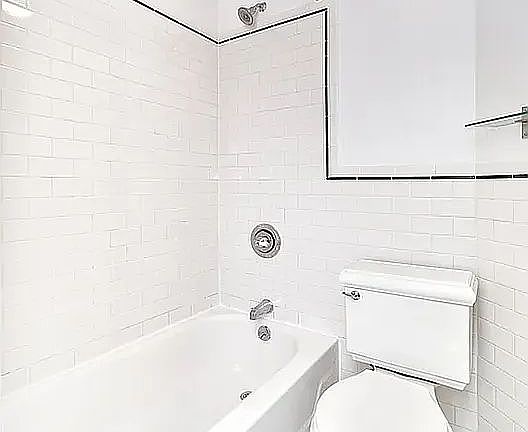5th image of 283 Mott St APT 1R