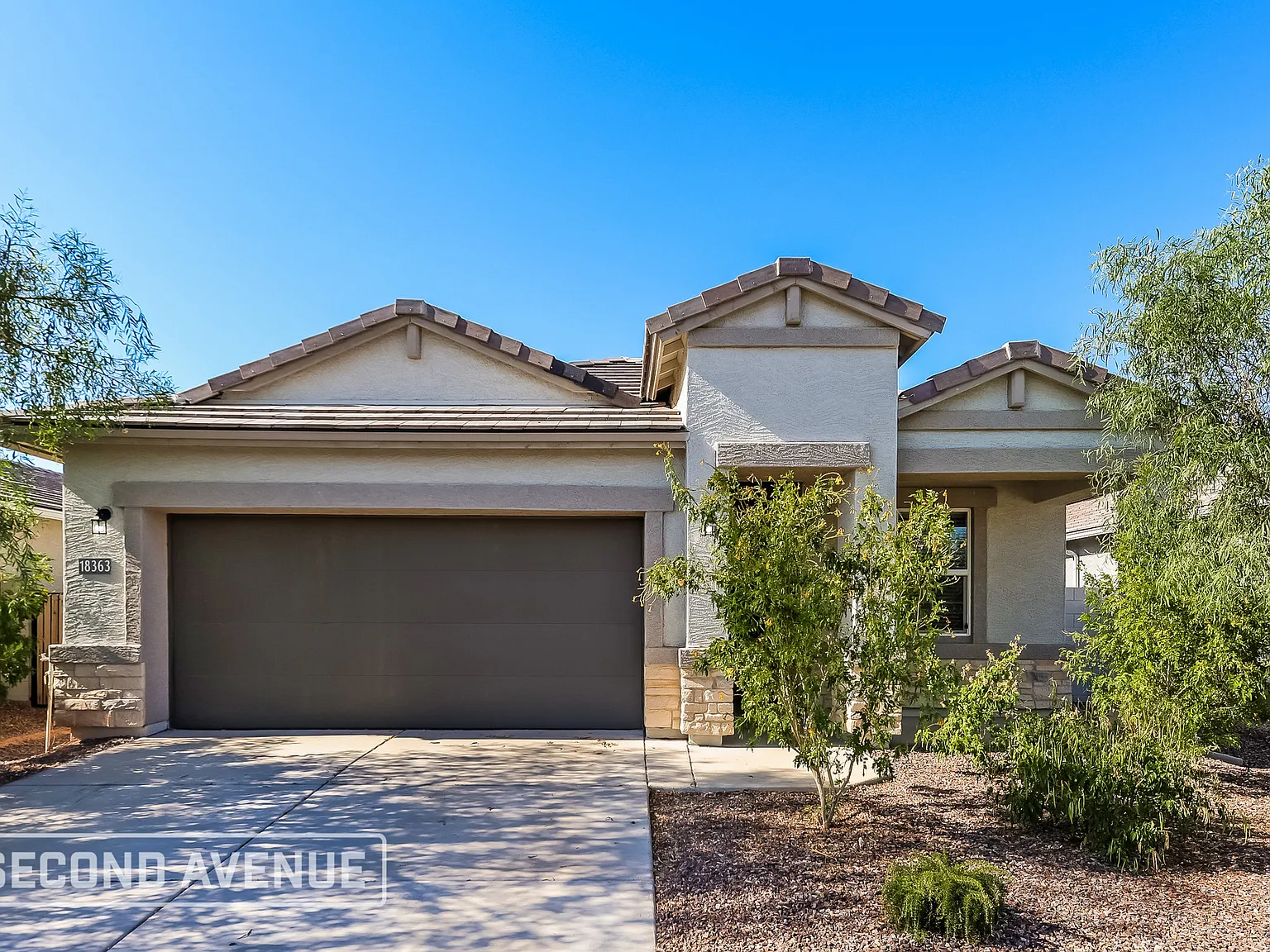 3 bed, 2.0 bath, 1507 sqft, $1,950 — Photo 1