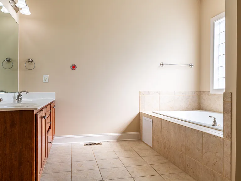 432 Booth Pond Rd — Photo 48