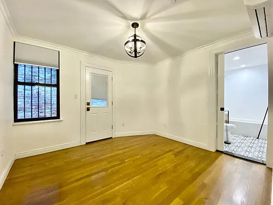 Rented by Doorway NYC, LLC | media 32