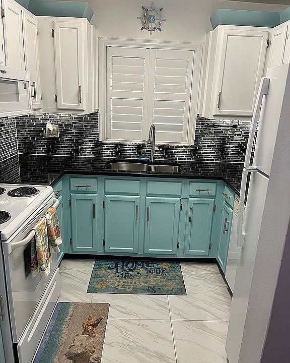 granite, glass, modern floor