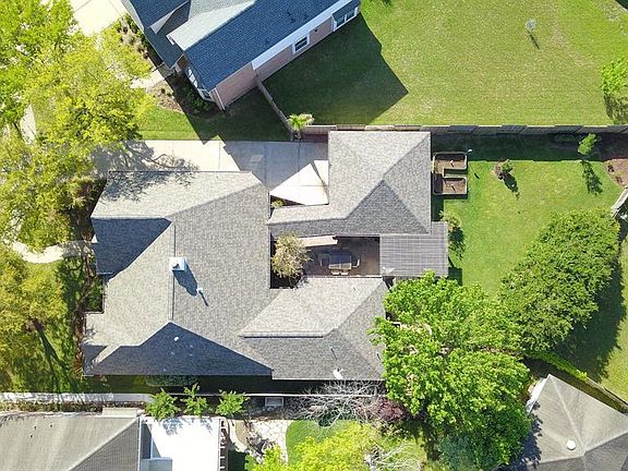 2nd image of 3314 Lily Pond Ct