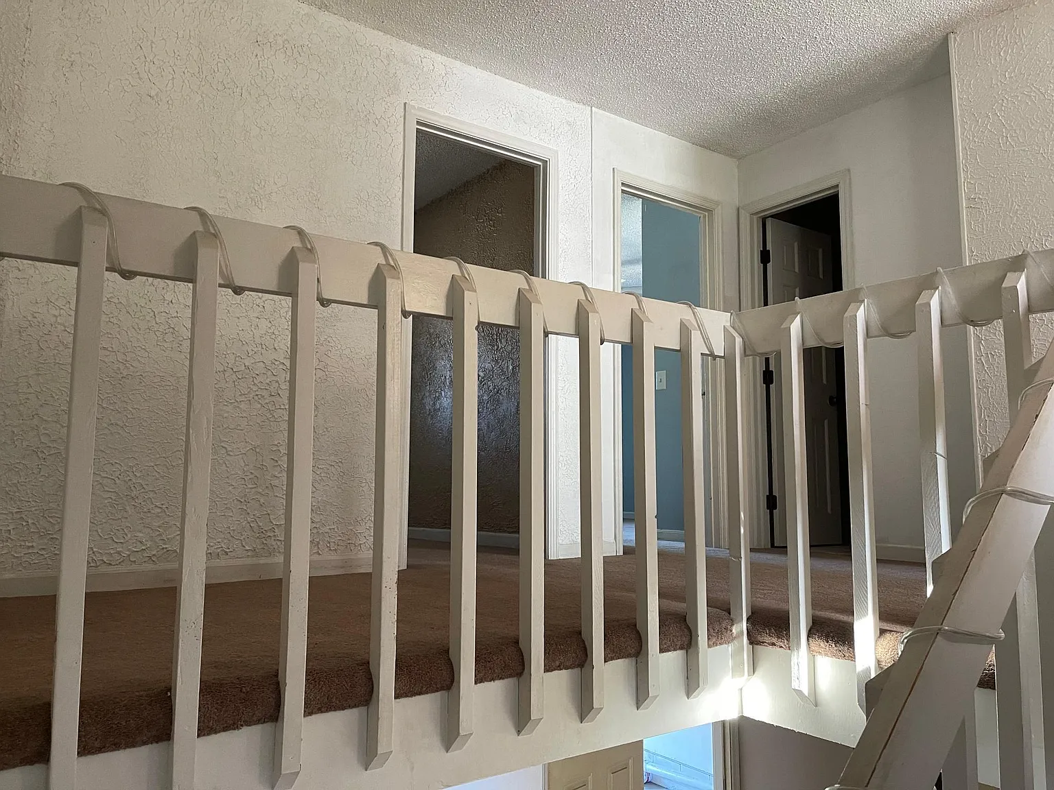 3909 Camelot Cir — Photo 4