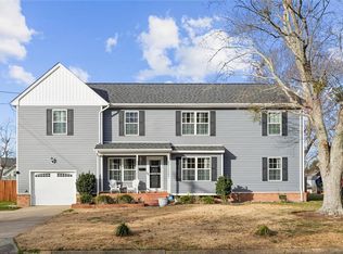 5 Rexford Dr, Newport News, VA 23608