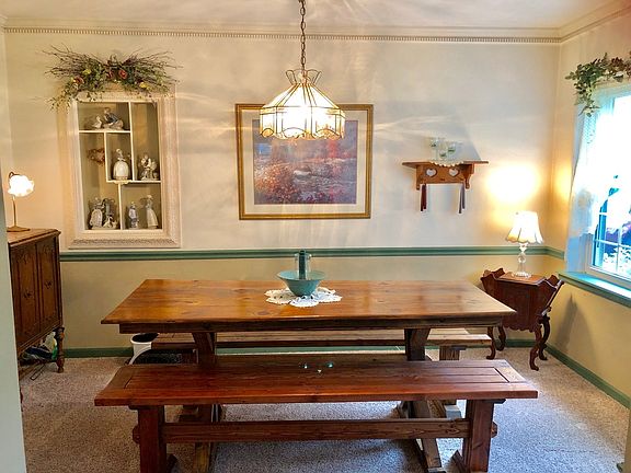 3rd image of 10138 W Winthrop Ct