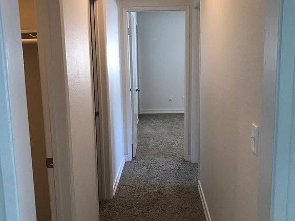 5th image of 4354 Kansas St APT 10