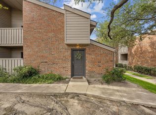 9600 Royal Ln APT 201, Dallas, TX 75243