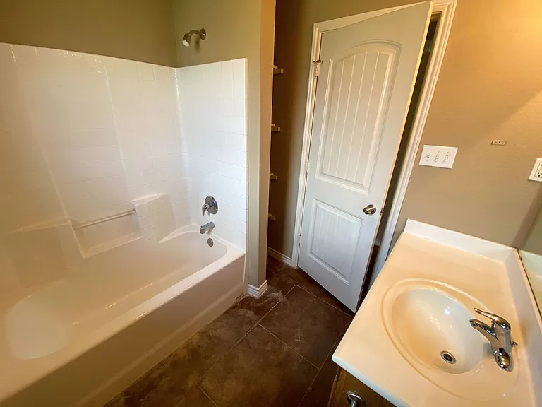 3024 Beauford St — Photo 8