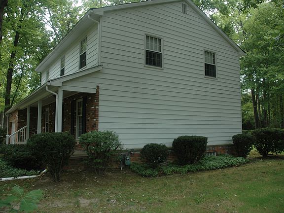 3rd image of 6347 Mardon Dr