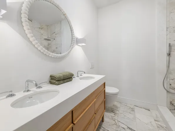 665 De Graw Street image 6 of 10