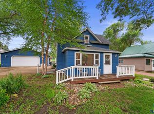 321 4th St, Lyons, SD 57041