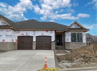 1711 Westbridge Cir #36, Lake Forest, IL 60045
