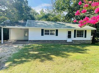 1420 Rich Rd, Savannah, TN 38372