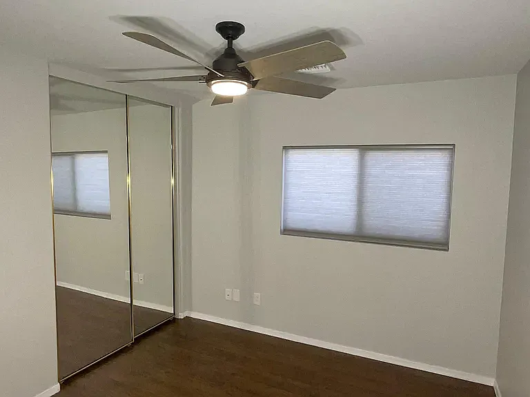 1074 E Pinto Dr — Photo 4