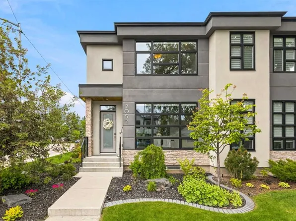 2052 S 46th Ave SW, Calgary, AB T2T 2R9