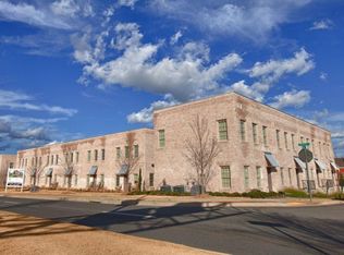 1950 Harkrider St APT 9, Conway, AR 72032