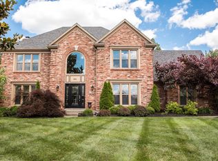 2811 Woods Club Rd, Louisville, KY 40241