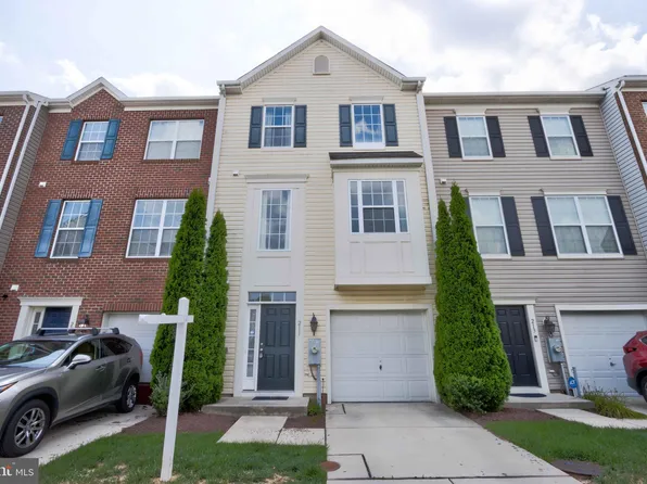211 Truck Farm Dr, Glen Burnie, MD 21061