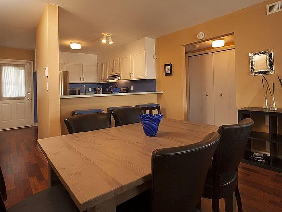 4th image of 300 Henlopen Sta Unit 305